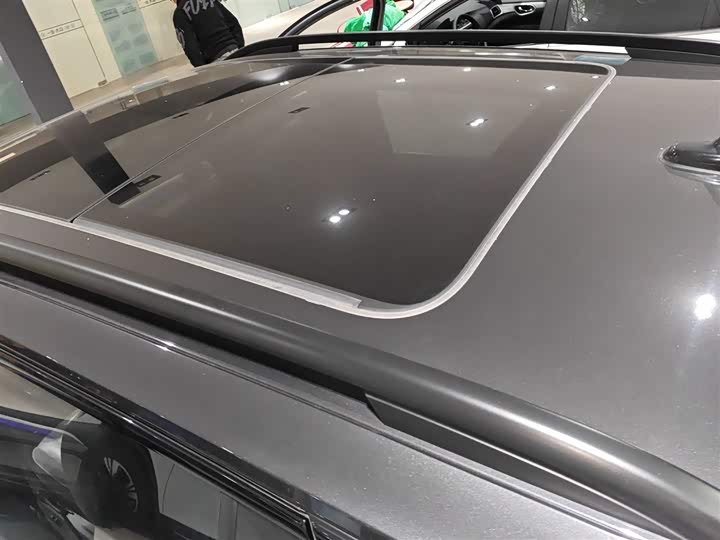 Фото 27 - Volkswagen Tayron