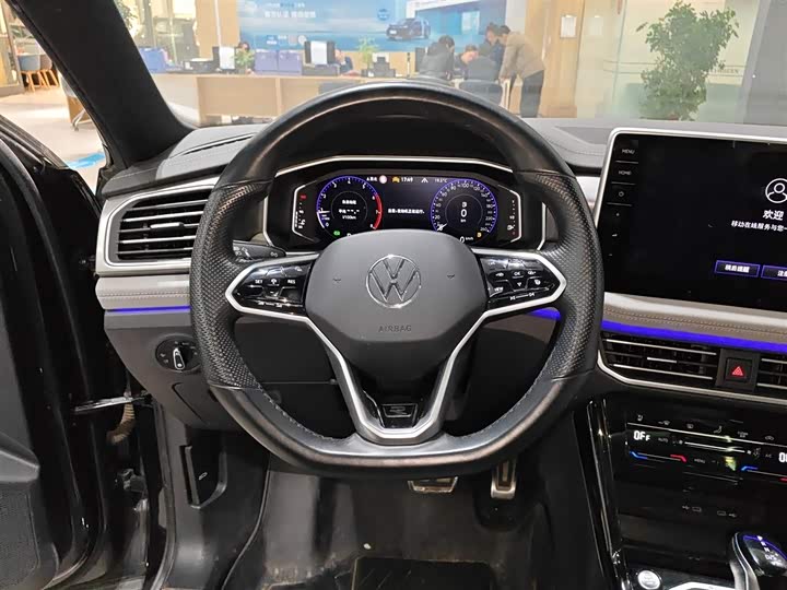 Фото 3 - Volkswagen Tayron