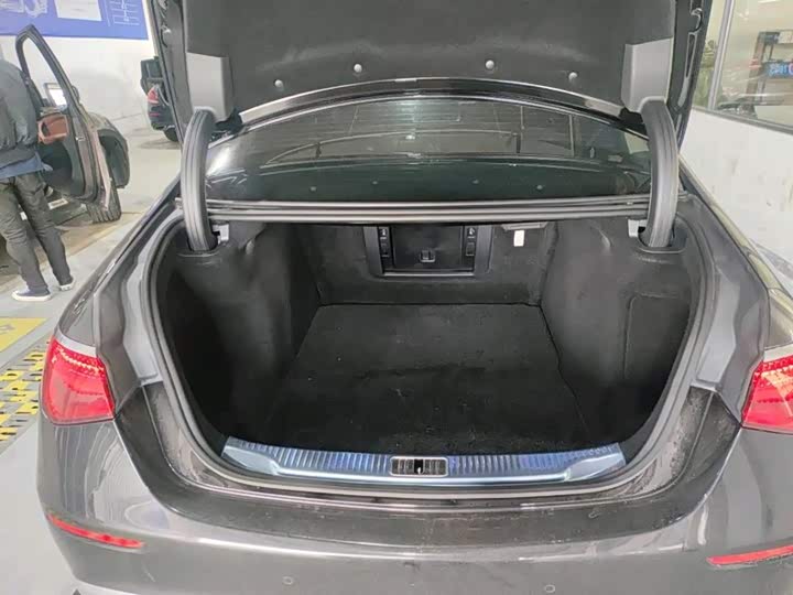 Фото 11 - Mercedes-Benz Maybach S-Class