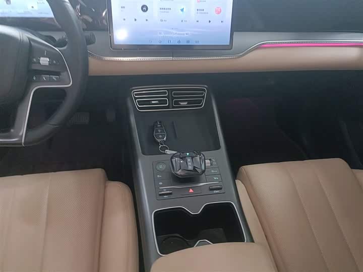 Фото 14 - BYD Song Pro Hybrid