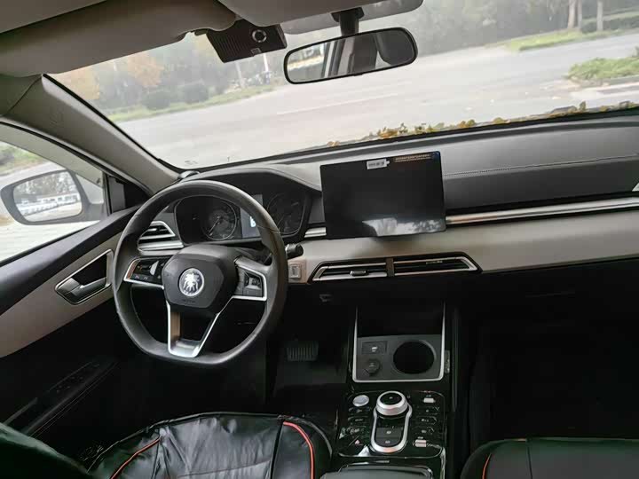 Фото 9 - BYD Qin EV