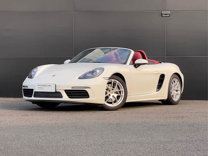 Фото 1 - Porsche 718