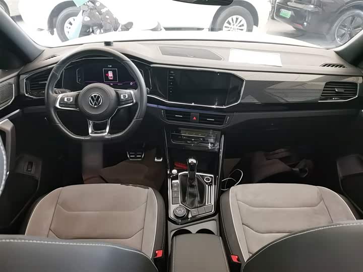 Фото 10 - Volkswagen Tayron