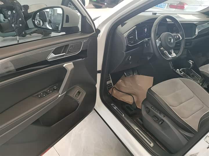 Фото 16 - Volkswagen Tayron