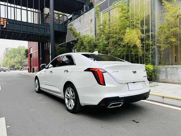 Фото 7 - Cadillac CT4