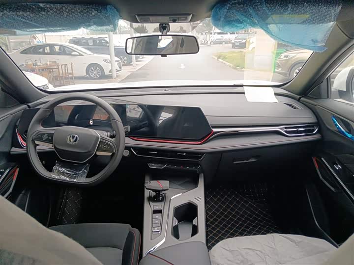 Фото 10 - Changan X5 Plus