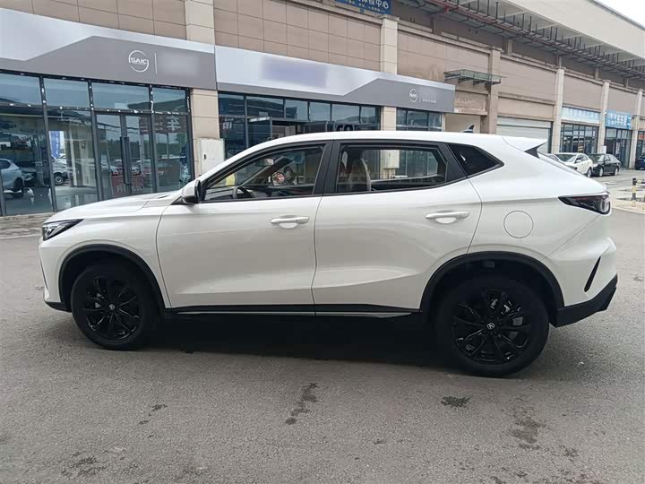 Фото 7 - Changan X5 Plus