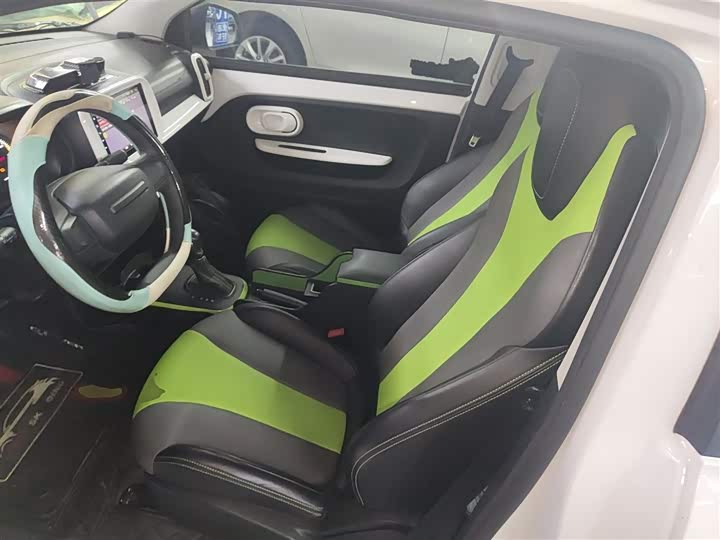 Фото 15 - Roewe Clever