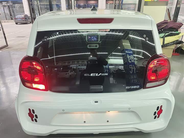 Фото 6 - Roewe Clever