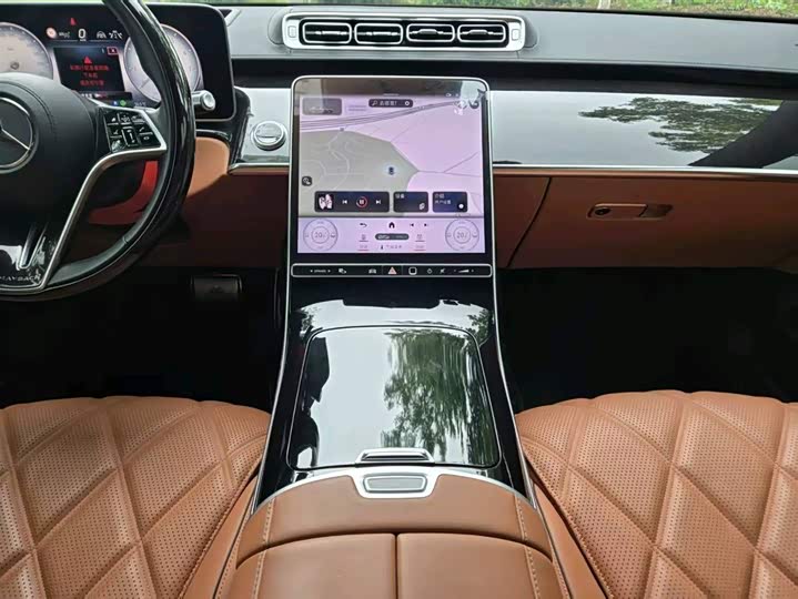 Фото 11 - Mercedes-Benz Maybach S-Class