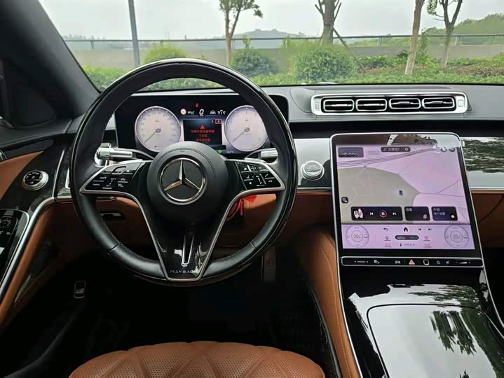 Фото 12 - Mercedes-Benz Maybach S-Class