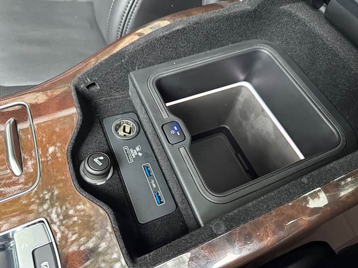 Фото 12 - Land Rover Range Rover