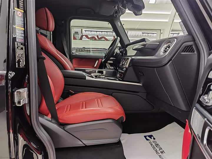 Фото 18 - Mercedes-Benz G-Class