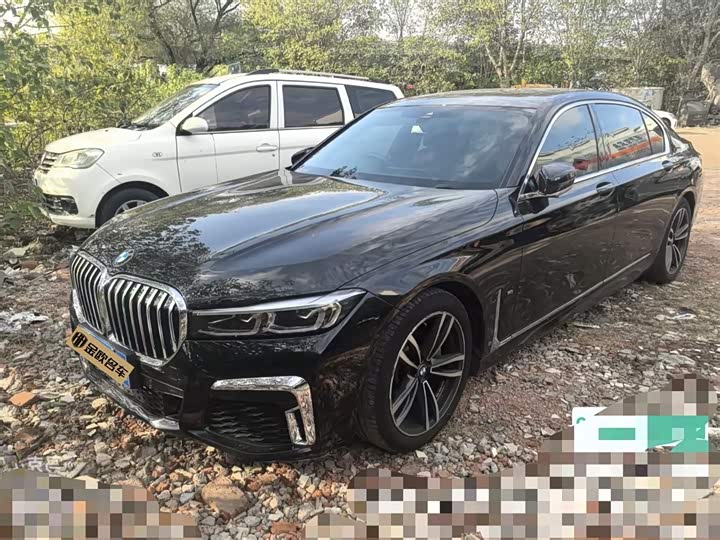 Фото 1 - BMW 7 Series