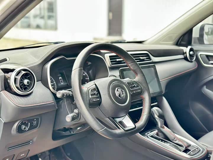 Фото 4 - MG Motor ZS