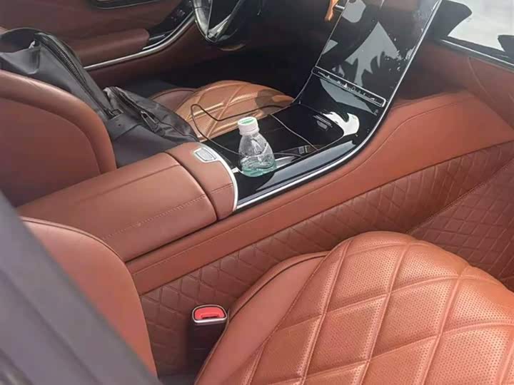 Фото 3 - Mercedes-Benz Maybach S-Class