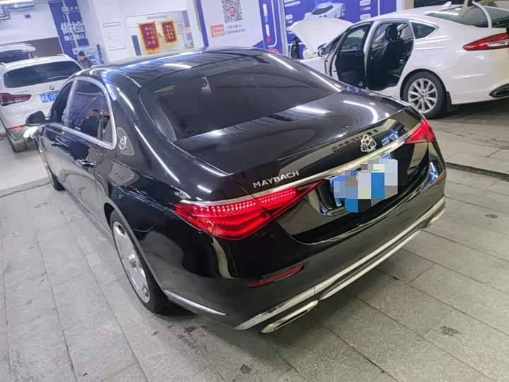 Фото 9 - Mercedes-Benz Maybach S-Class