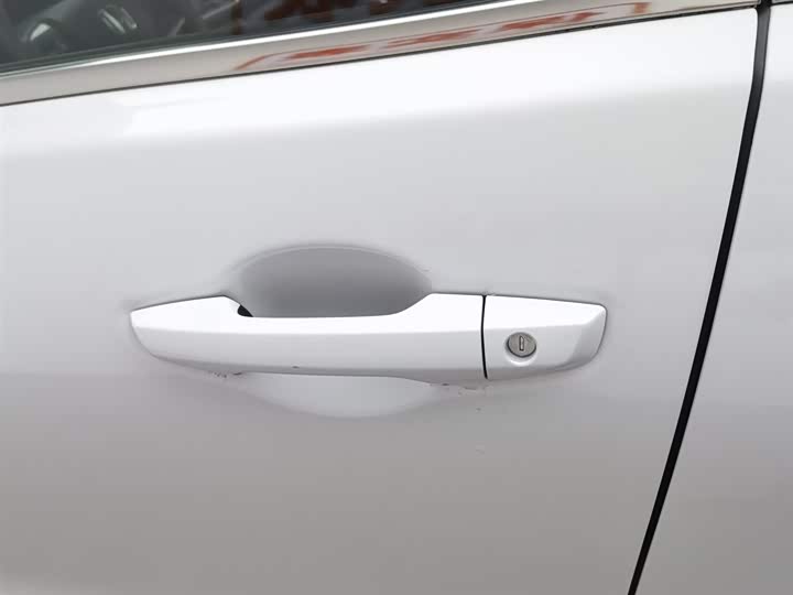 Фото 18 - Honda Avancier