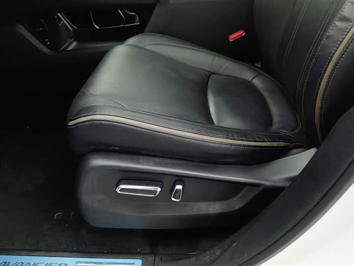 Фото 20 - Honda Avancier