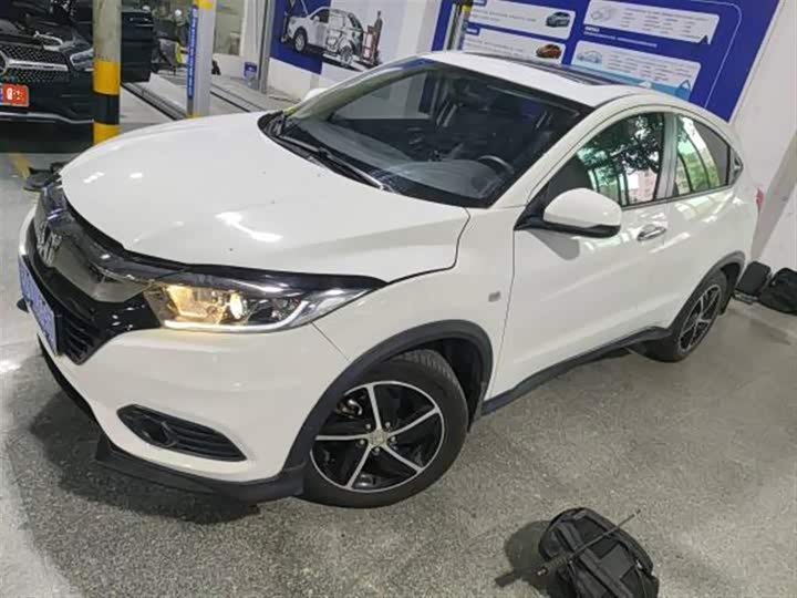 Фото 1 - Honda Vezel