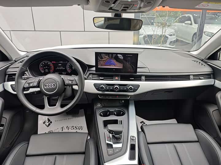 Фото 7 - Audi A4L