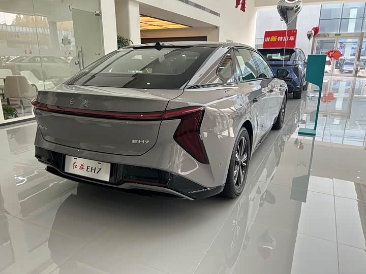 Фото 11 - Hongqi EH7