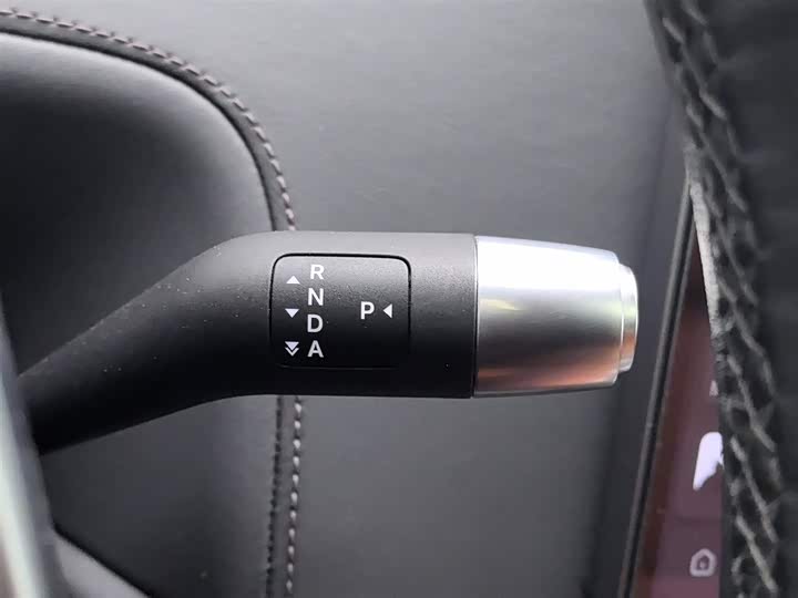 Фото 13 - LiXiang L7