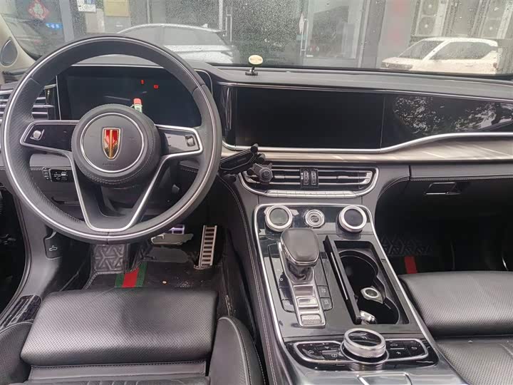 Фото 10 - Hongqi H9