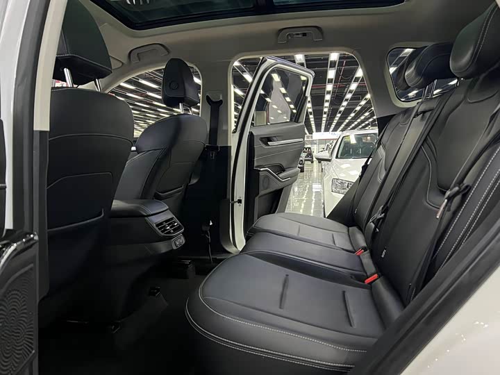 Фото 23 - Haval H6