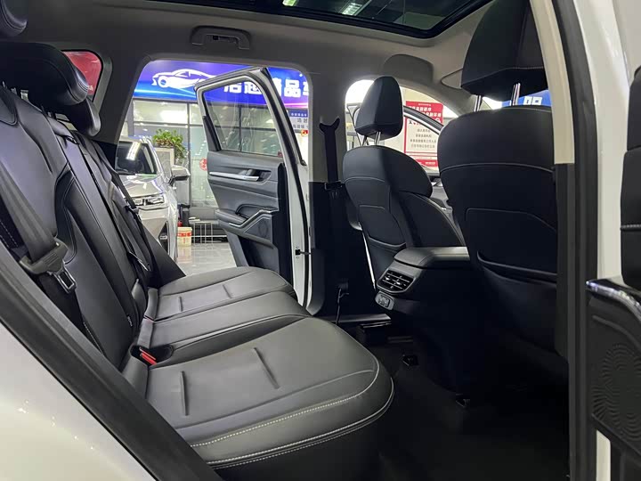 Фото 8 - Haval H6