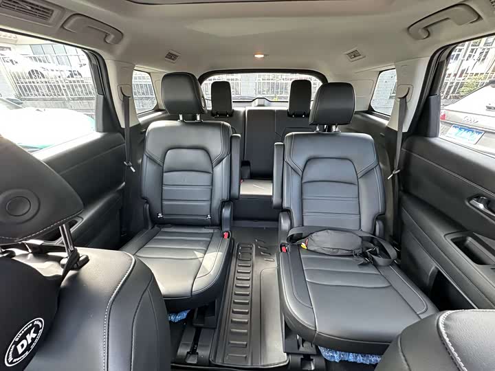 Фото 14 - Nissan Pathfinder