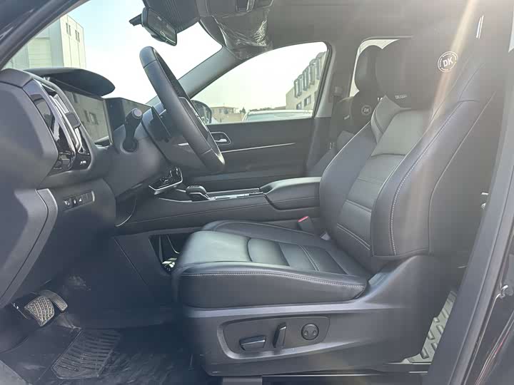 Фото 15 - Nissan Pathfinder