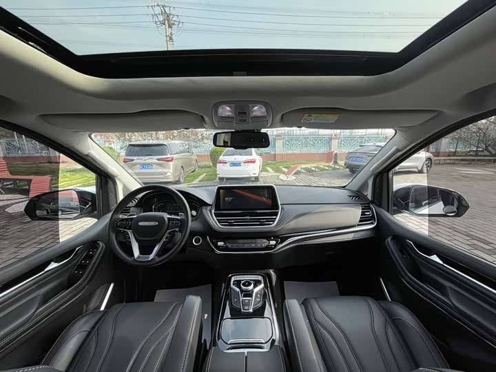 Фото 18 - Maxus G20