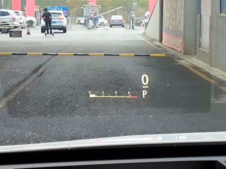 Фото 16 - Lexus RX