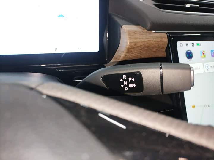 Фото 14 - XPeng P5