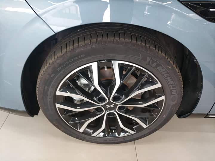 Фото 23 - XPeng P5