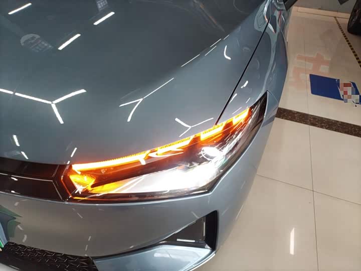 Фото 24 - XPeng P5