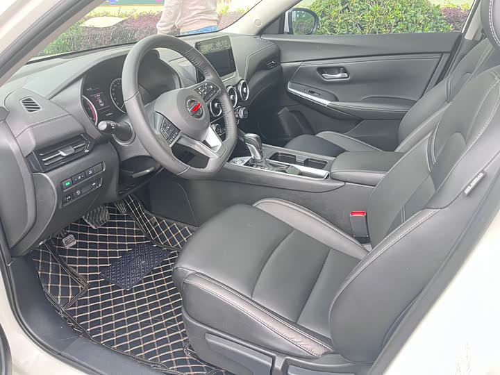 Фото 4 - Nissan Sylphy