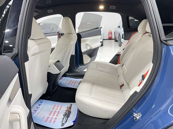 Фото 11 - Nio Onvo L60