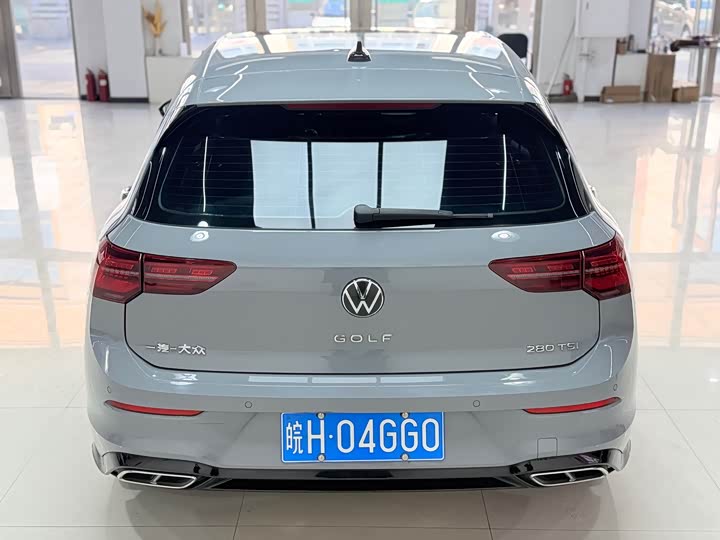 Фото 7 - Volkswagen Golf
