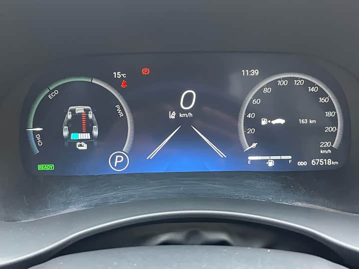 Фото 11 - Toyota Crown Kluger