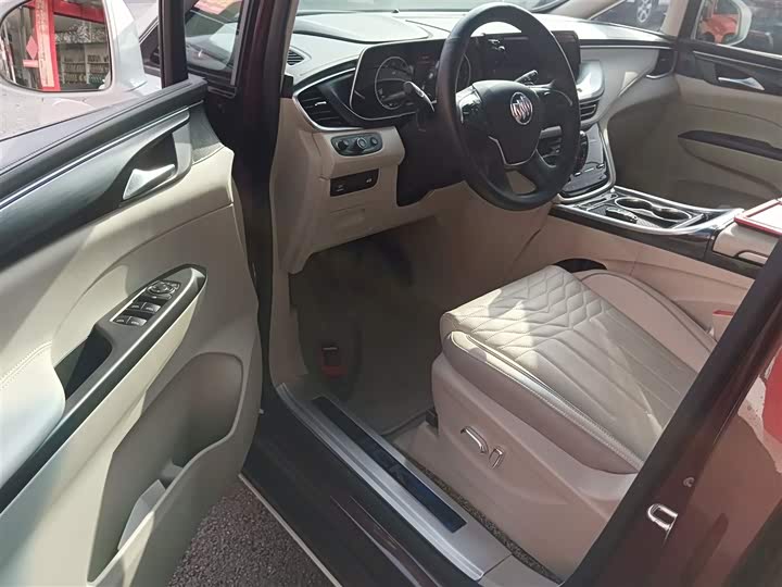 Фото 16 - Buick GL8 ES