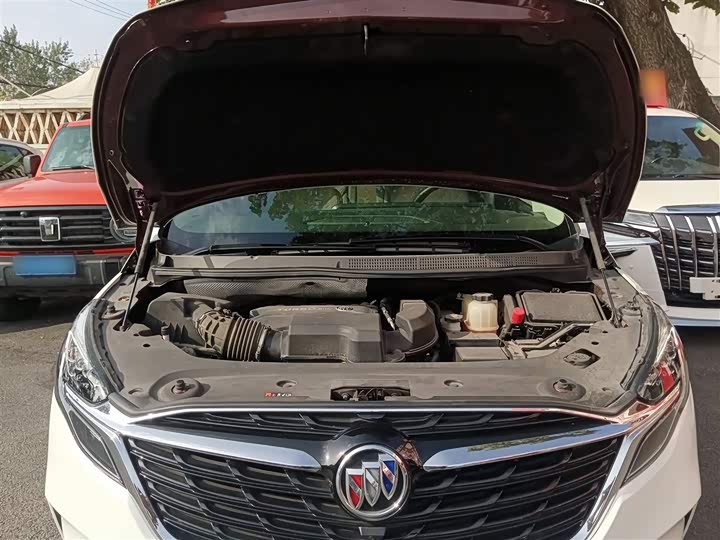 Фото 20 - Buick GL8 ES