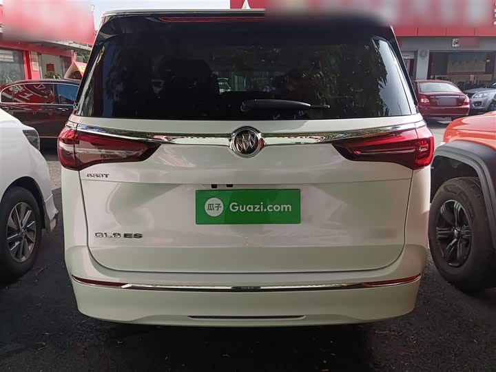 Фото 6 - Buick GL8 ES