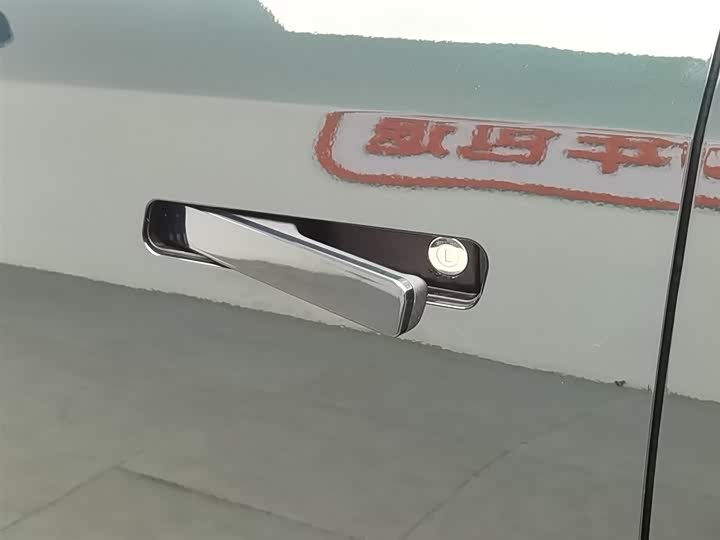 Фото 18 - Chery iCar 03