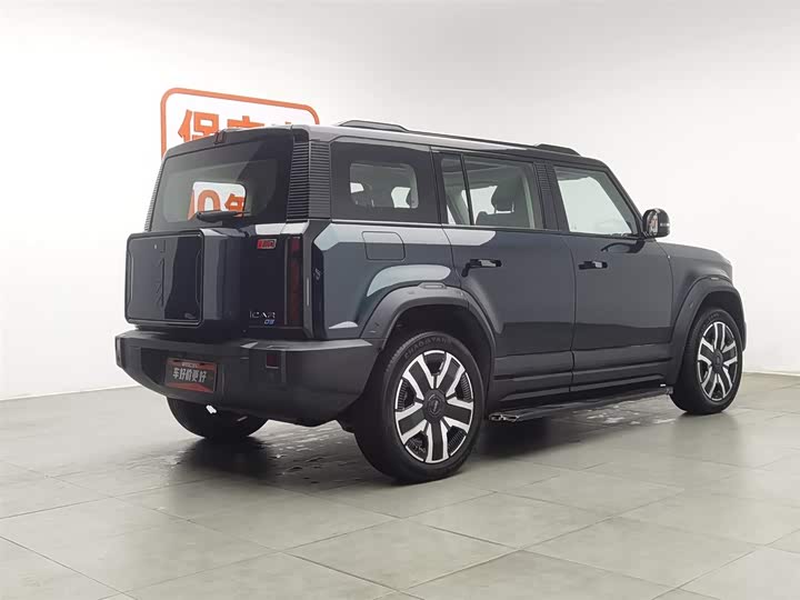 Фото 2 - Chery iCar 03