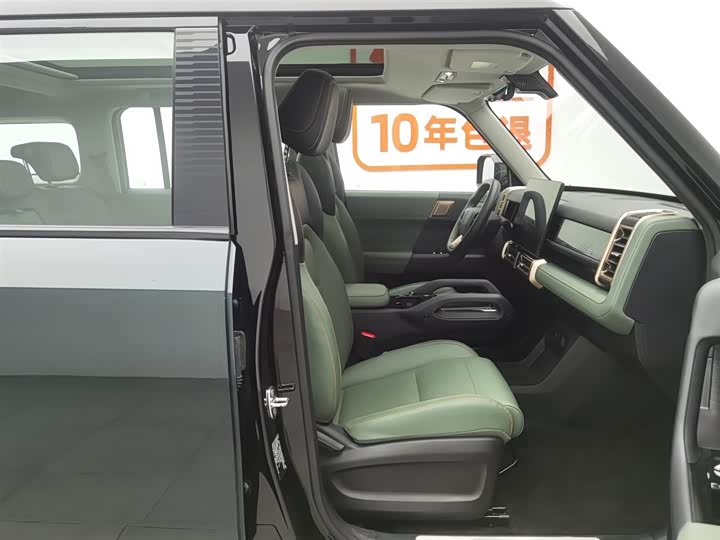 Фото 23 - Chery iCar 03