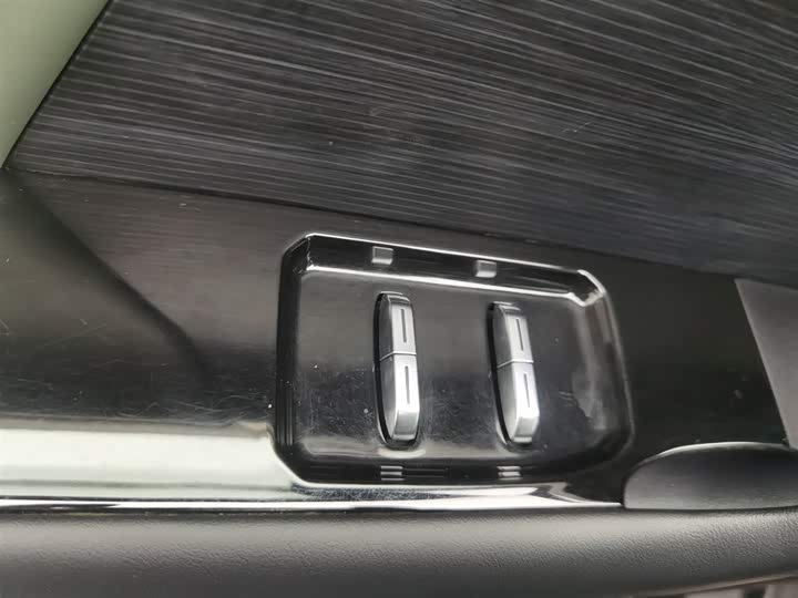 Фото 9 - Chery iCar 03