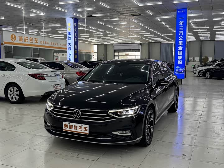 Фото 2 - Volkswagen Magotan