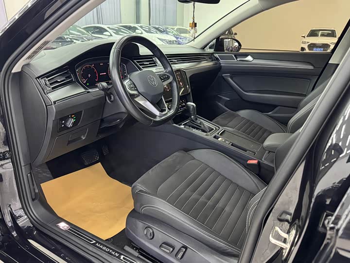 Фото 4 - Volkswagen Magotan